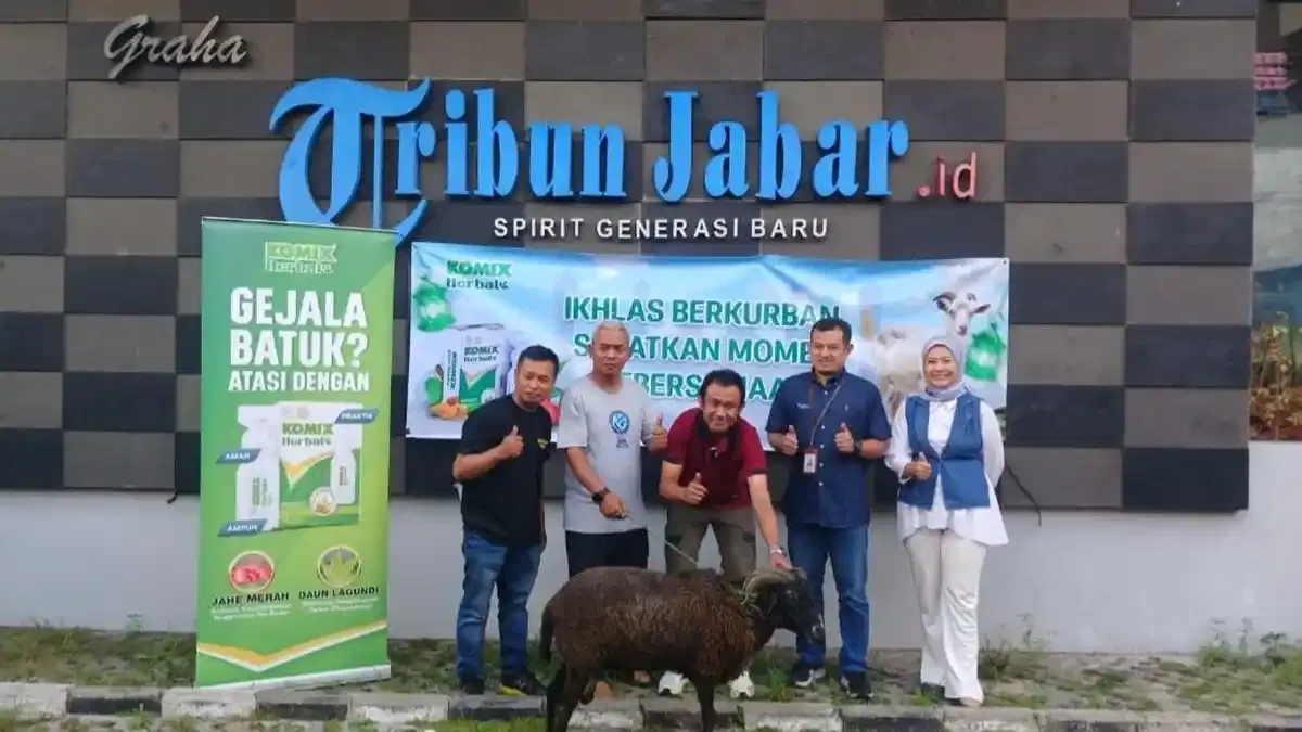 Komix Herbal Berbagi Kurban Idul Adha 2026 di Bandung: Kesehatan