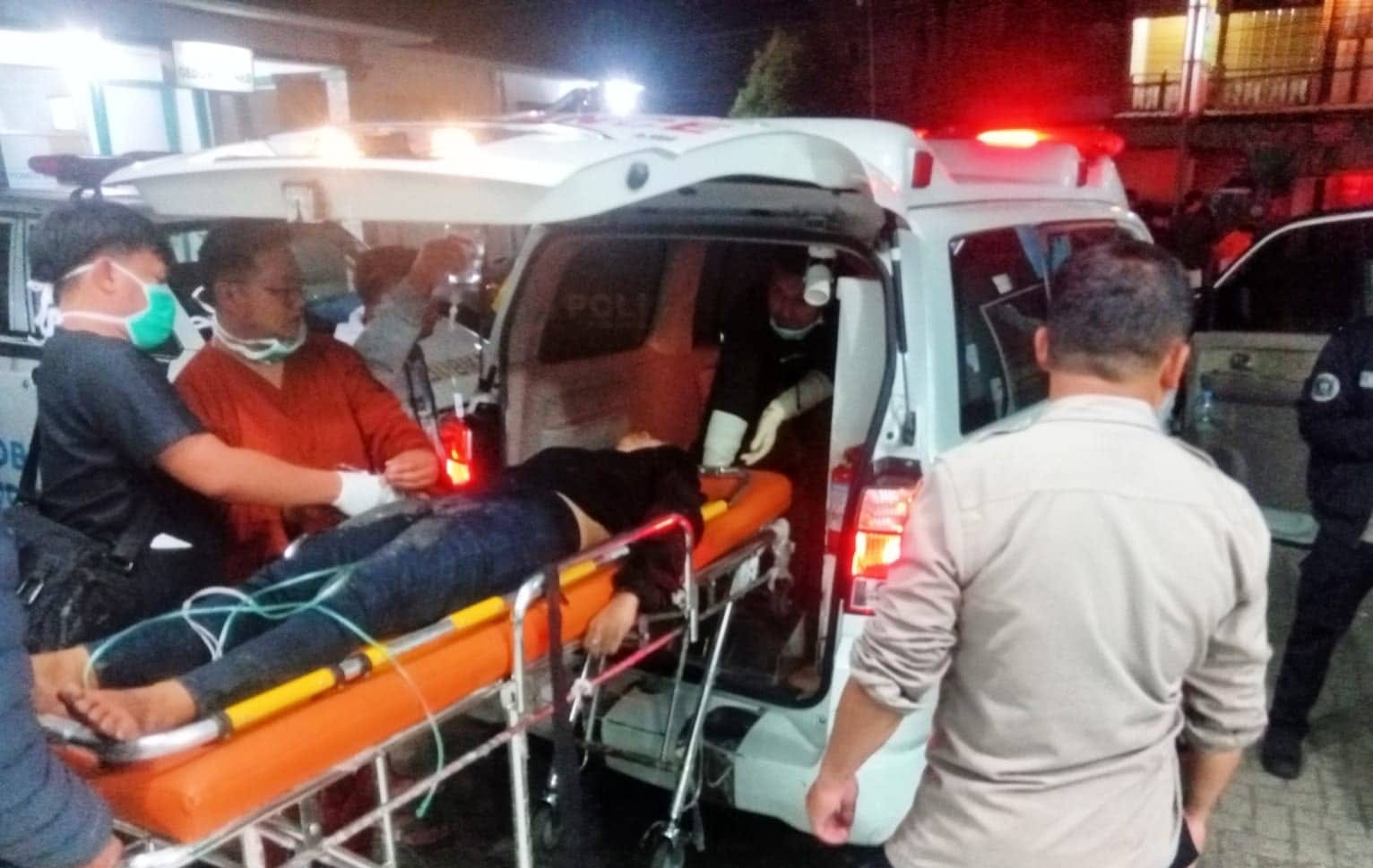 Korban Perempuan Jatuh 15 Meter dari Jembatan Garut, Polisi Evakuasi