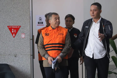 KPK Tetapkan 8 Tersangka Kasus Suap Imigrasi: Dari Wakil Menteri Hingga Kakanwil Jabar