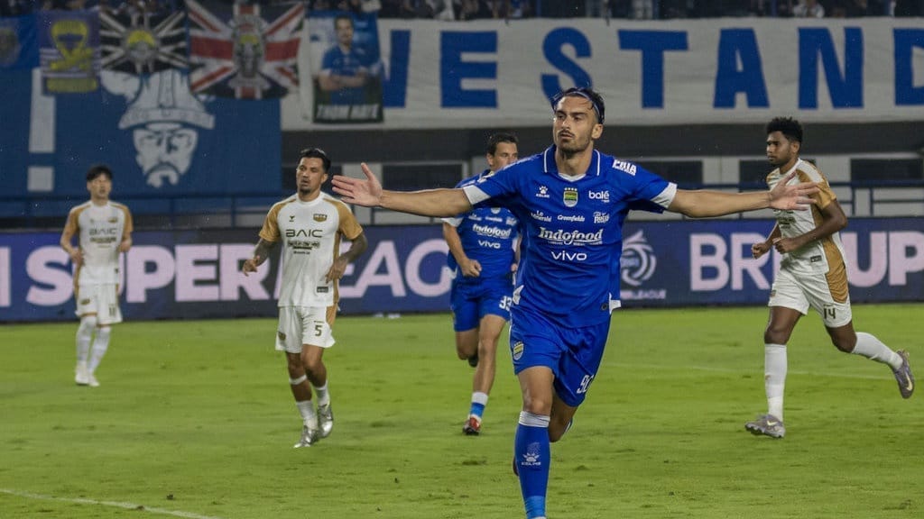 Jadwal Siaran Langsung: Persib Bandung Tantang Madura United di Super League 2025