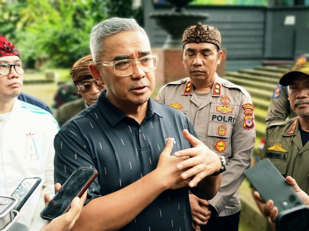 Lonjakan Sampah 20% di Bandung Jelang Lebaran: TPS Dikosongkan Darurat