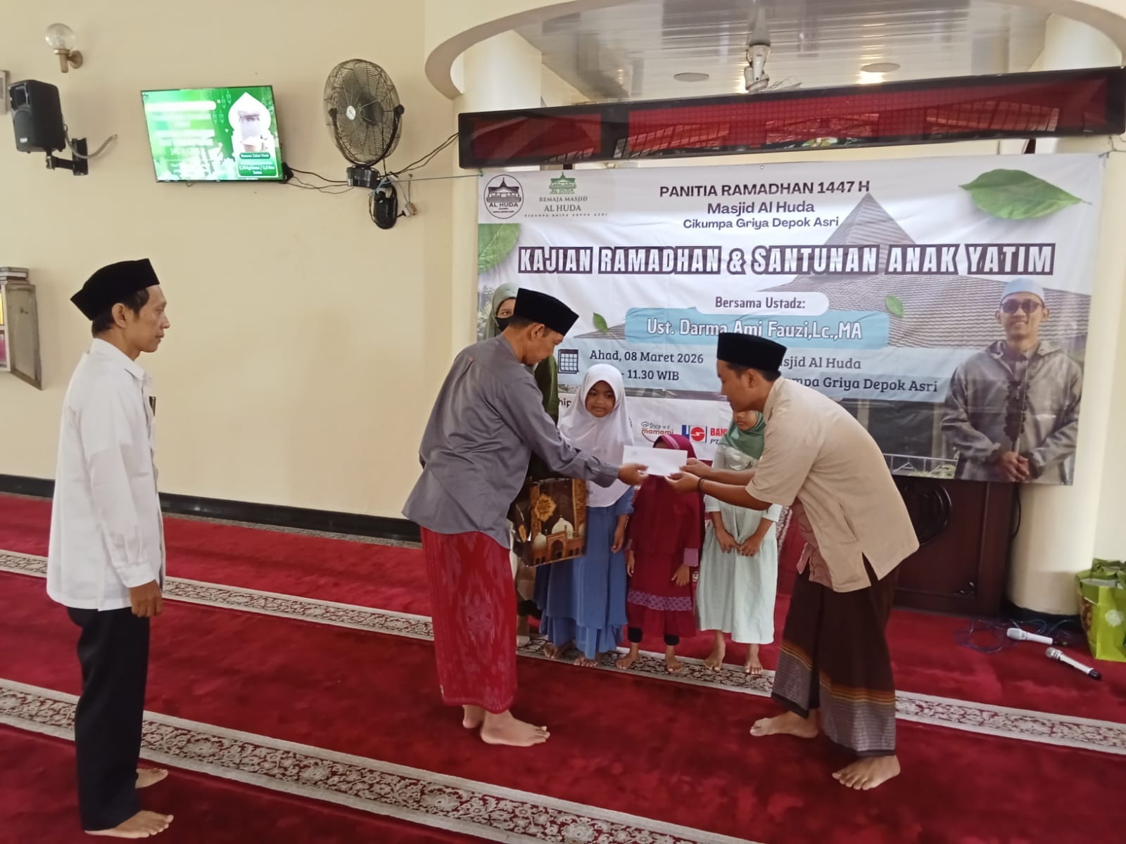 Masjid Al-Huda Depok: Kajian Ramadhan dan Santunan 30 Anak Yatim
