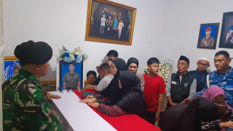 Mayor Zulmi: Jenazah Prajurit UNIFIL RI Tiba di Rumah Duka Cimahi
