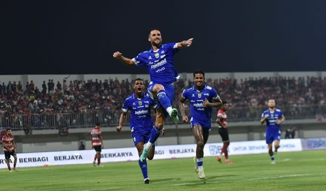 Mental Baja Guaycochea Jelang Persib vs Persija, Siap Hadapi Tekanan?