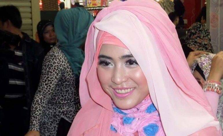 Nostalgia Tren Hijab 2010: Perjuangan Puluhan Pentul yang Dikenang