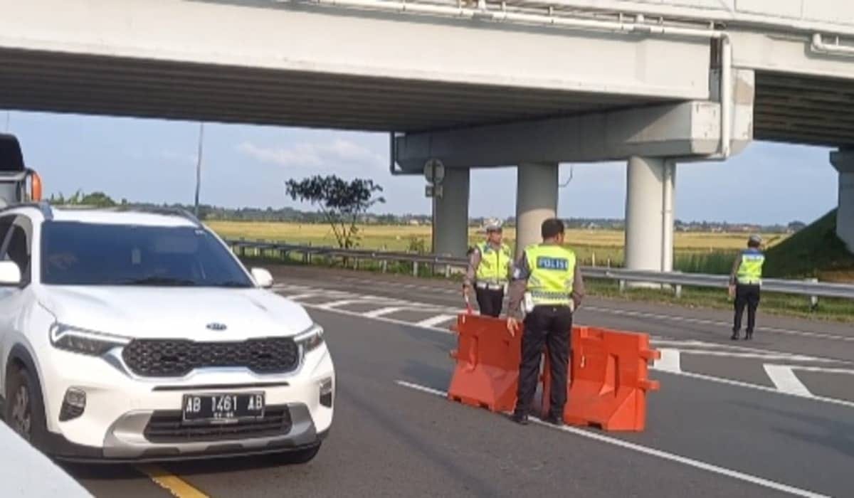 One Way di Tol Brebes Barat: Strategi Kelola Arus Balik Lebaran 2026