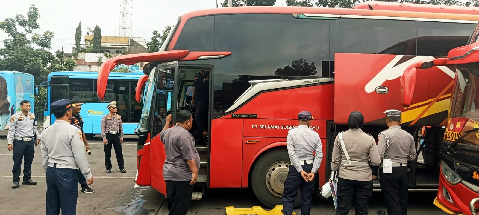 Operasi Ramp Check Cicaheum Bersama Instansi Jelang Mudik Lebaran 2026
