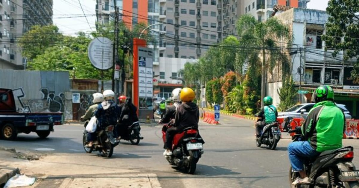 Pankajim Kota Bandung Perketat Verifikasi Harian Mainhole, 85 Ruas Jalan Ditargetkan Bebas Kabel Semrawut