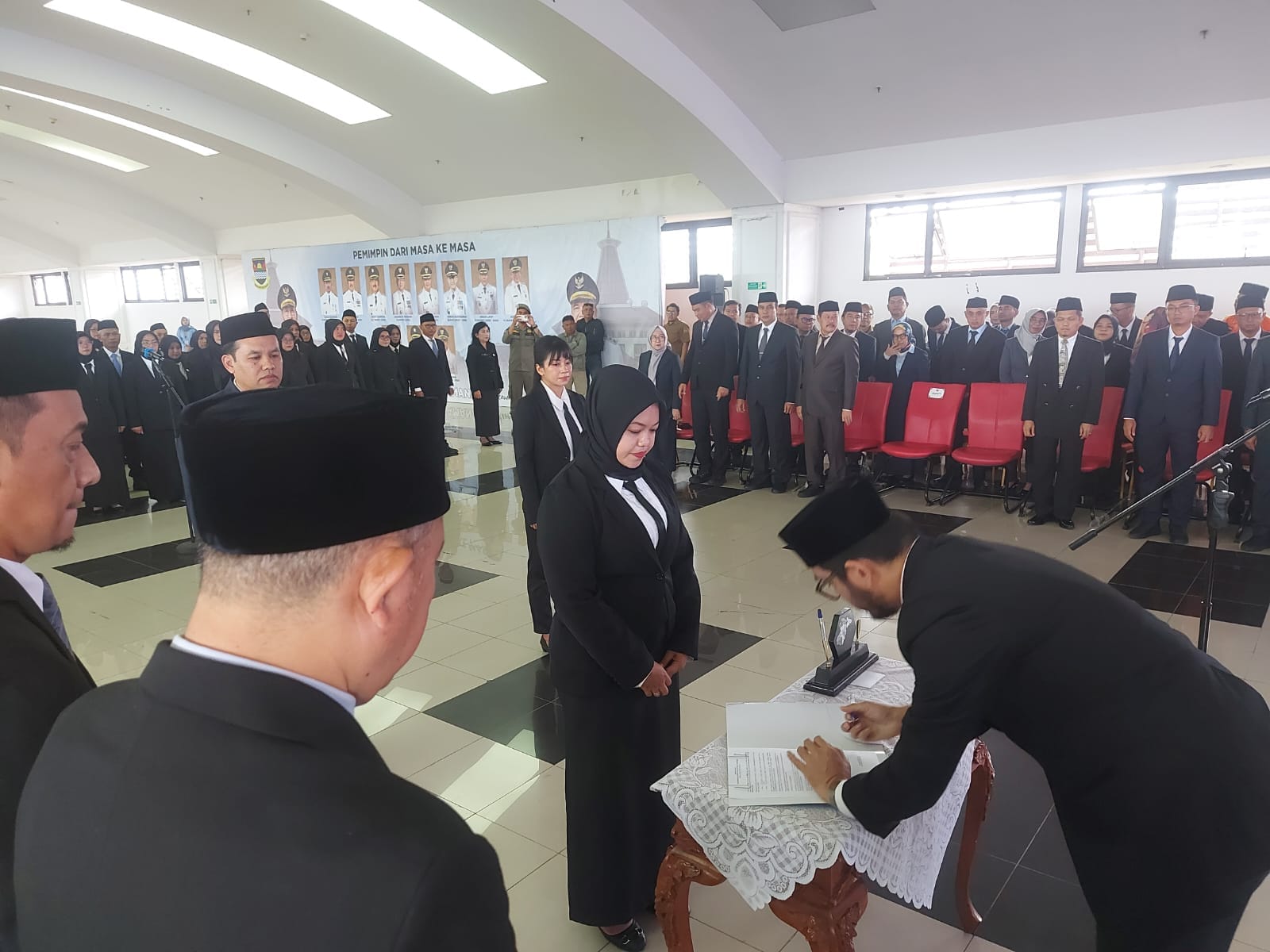 Pejabat Fungsional KBB Dilantik: Perkuat Pengawasan & Layanan Publik