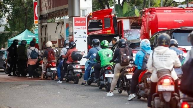 Pemerintah Konfirmasi Harga BBM Stabil Per 1 April 2026, Masyarakat Tak Perlu Panik