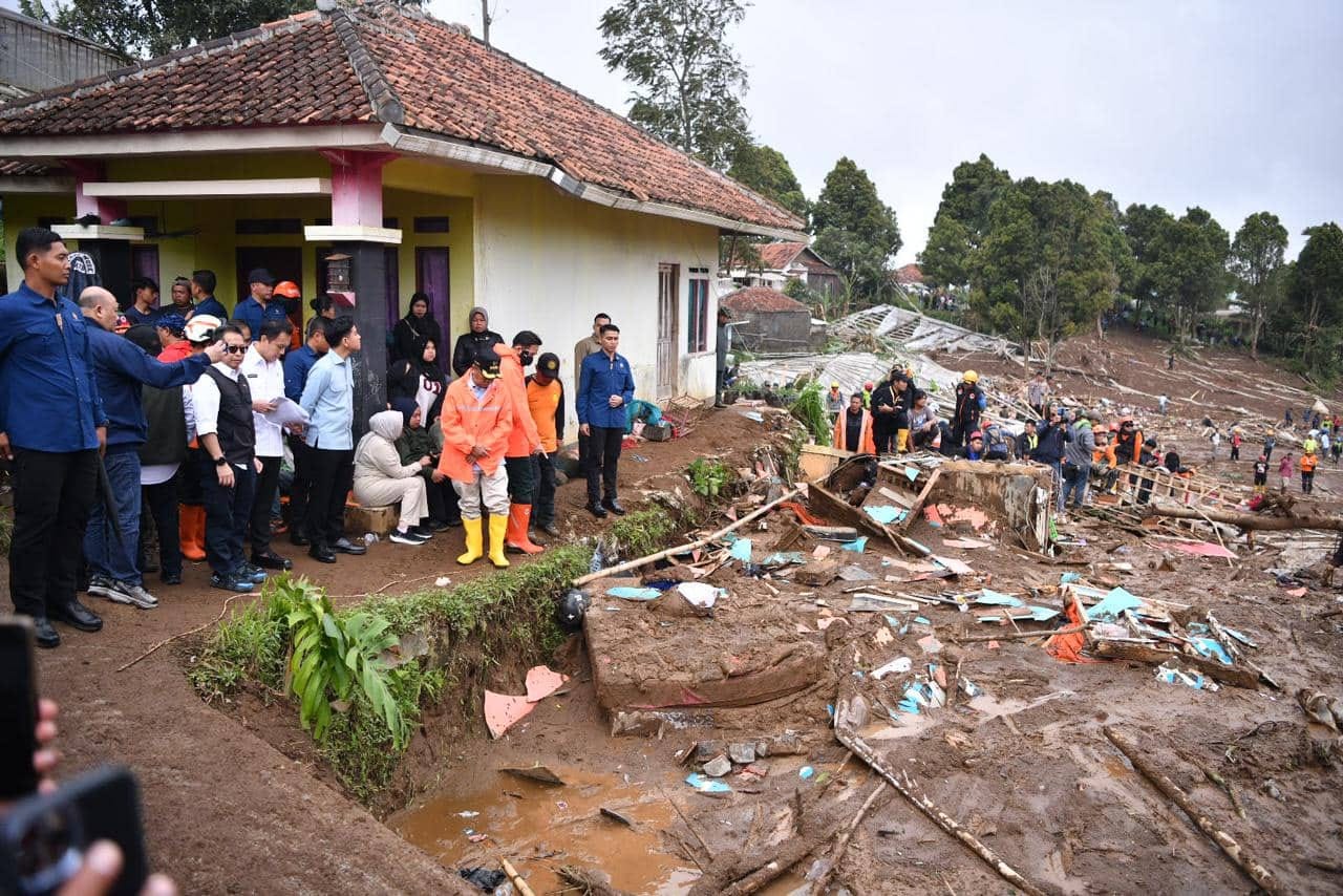 Pemkab Bandung Barat Incar Tanah Desa jadi Tempat Relokasi Korban Longsor Cisarua