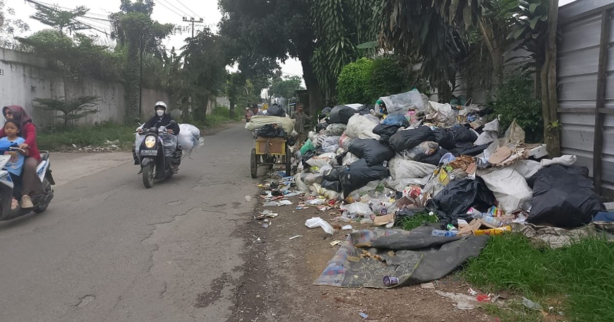 Penumpukan Sampah di Kabupaten Bandung: Akibat Keterbatasan Kuota Sarimukti