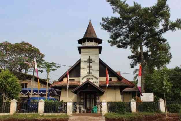 Jejak Kristen di Tanah Sunda: Lebih dari Sekadar Sejarah Religius