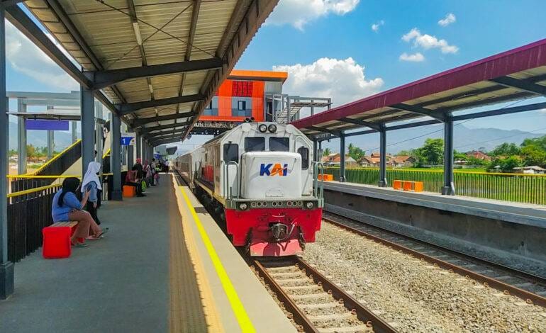 Perpanjangan Rute Commuter Line Bandung Raya ke Cicalengka sebagai Upaya Peningkatan Aksesibilitas Transportasi Publik