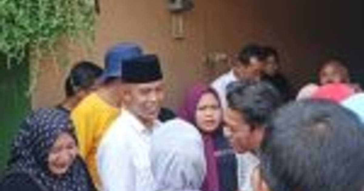 Persaudaraan yang Tak Lekang Waktu: Momen Haru Reuni Grup Dangdut Regysta Bekasi