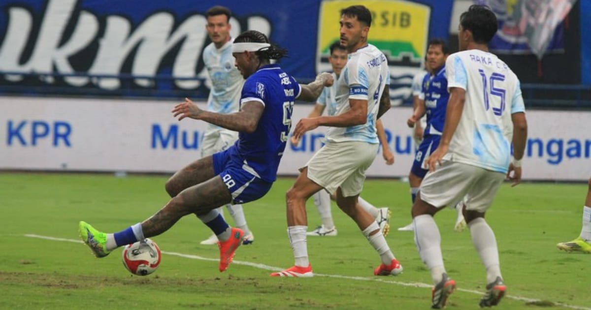 Persib Bandung Menang 1-0, Hadiah Ulang Tahun Bojan Hodak & Lawan Persija