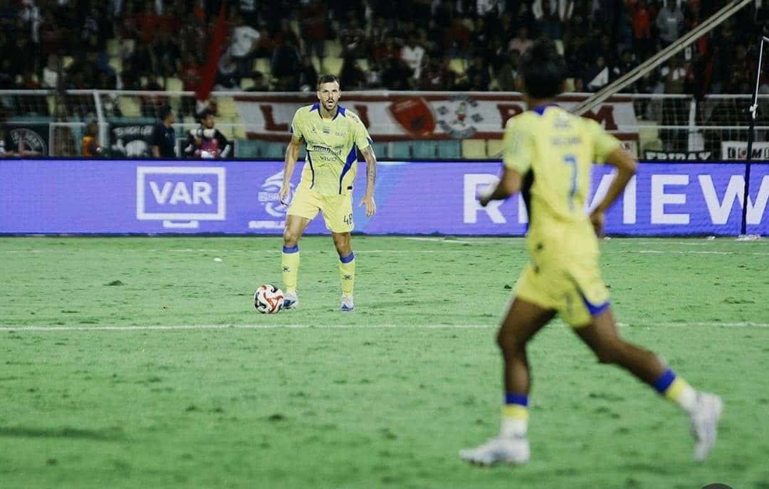 Persib Bandung Menang 2-1 atas PSM, Langkah Dekat Tropi Juara Liga 1