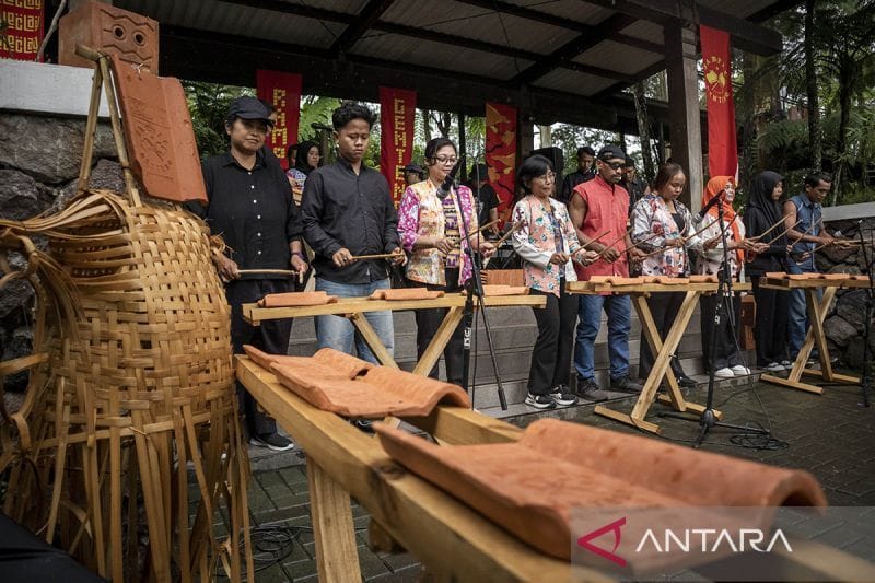 Heboh! Rampak Genteng Jatiwangi Pukau Dusun Bambu Bandung Barat 2025