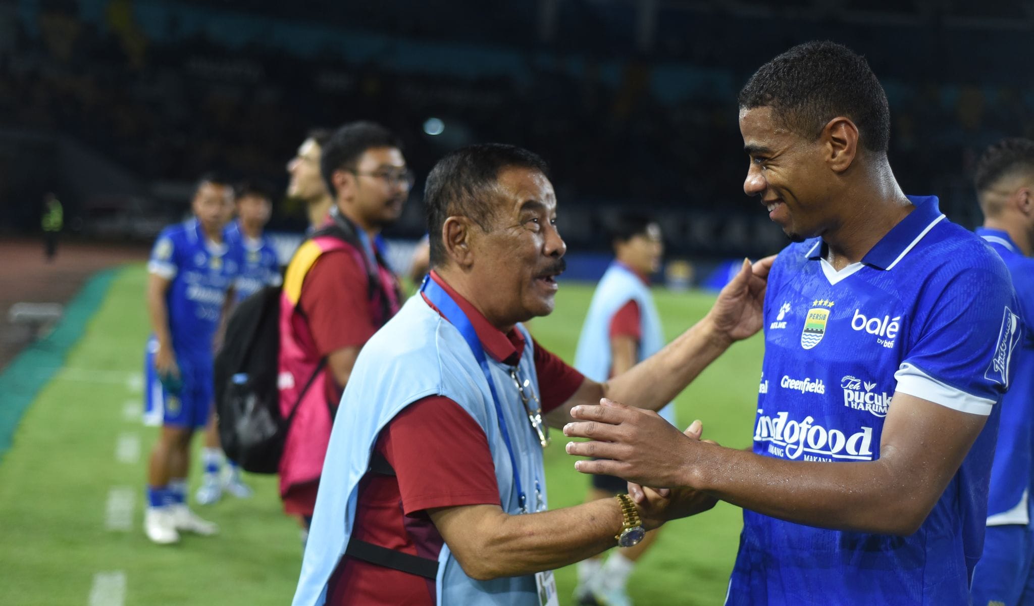 Pesan Penting Umuh Muchtar Jelang PERSIB Tandang ke Persebaya Surabaya