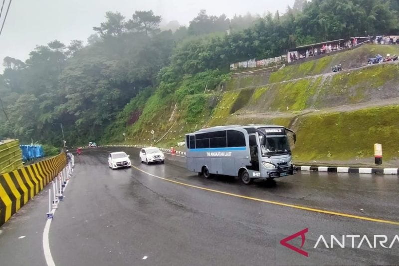 Jalur Puncak-Cianjur Siaga! Volume Kendaraan Melonjak, Rekayasa Lalu Lintas Siap Diberlakukan