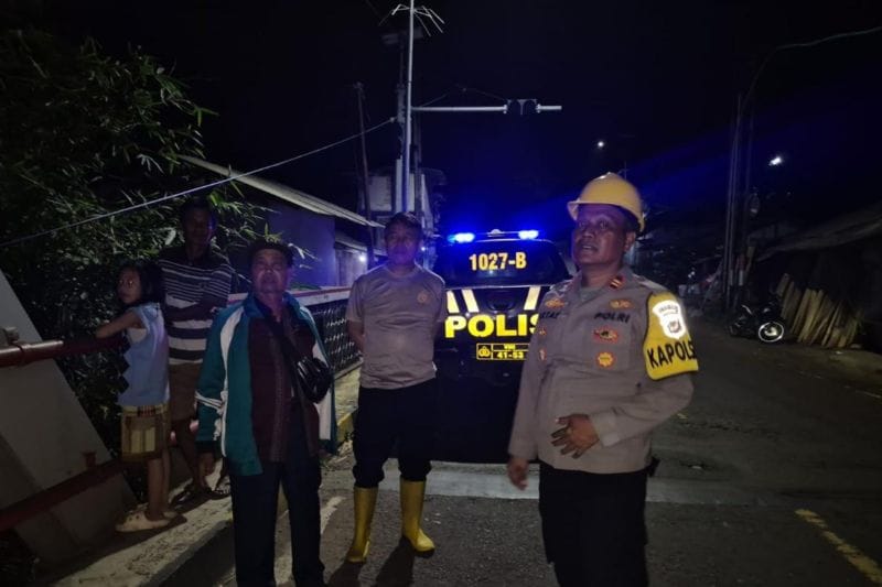 Polres Garut turunkan tim mengecek dampak luapan sungai di selatan