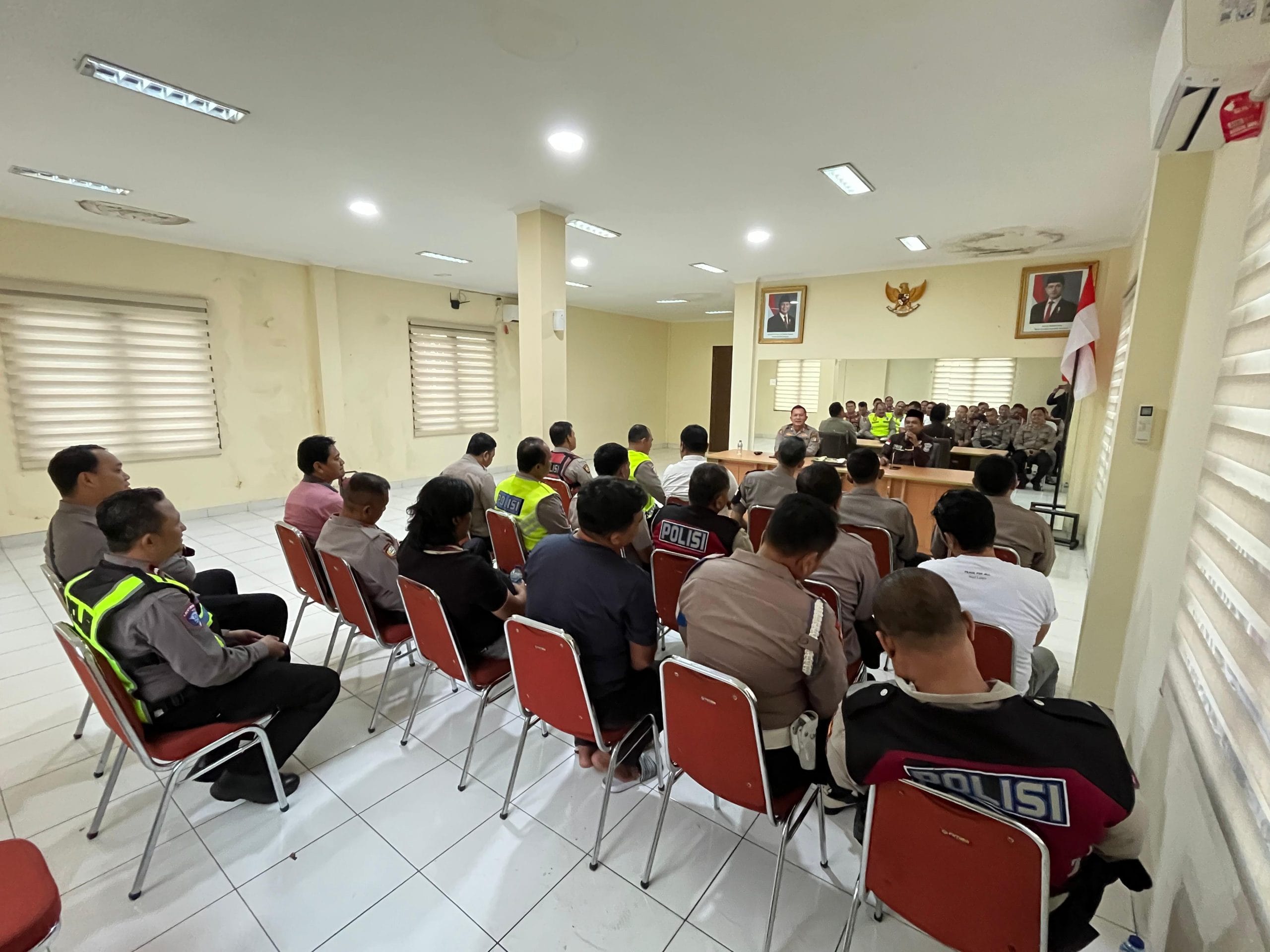 Polsek Cikarang Pusat Gelar Pembinaan Rohani dan Mental dari Biro SDM Polda Metro Jaya
