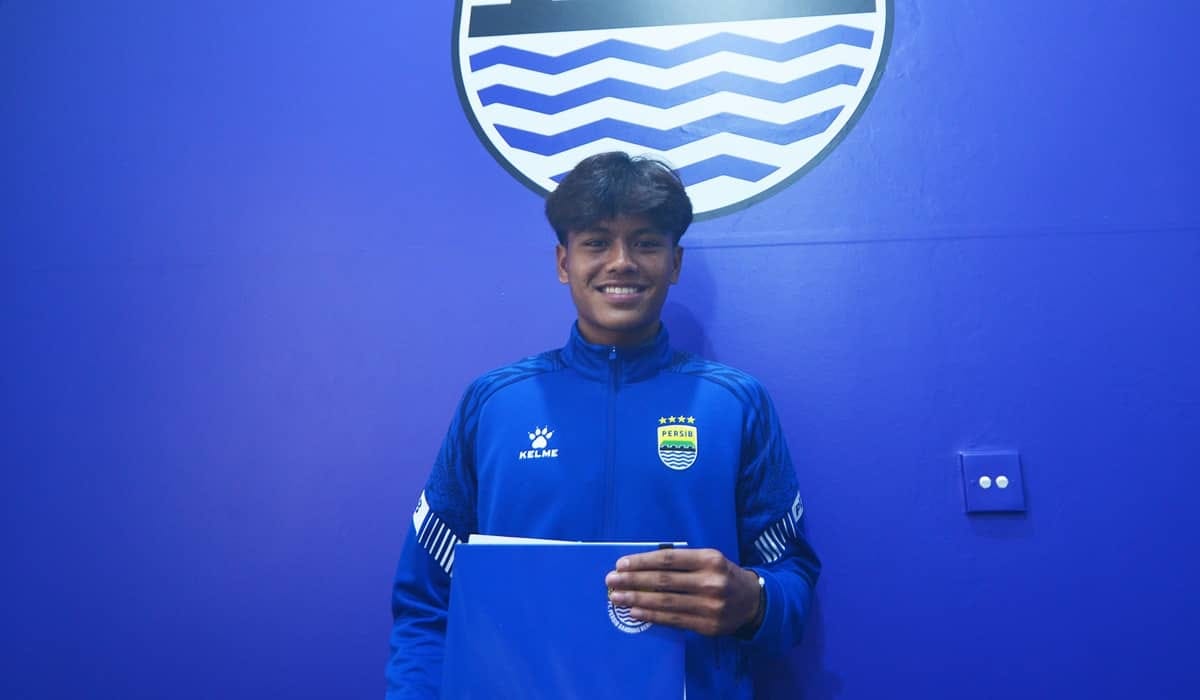 Rafi Rasyiq Resmi Bergabung dengan Skuad Senior Persib Bandung