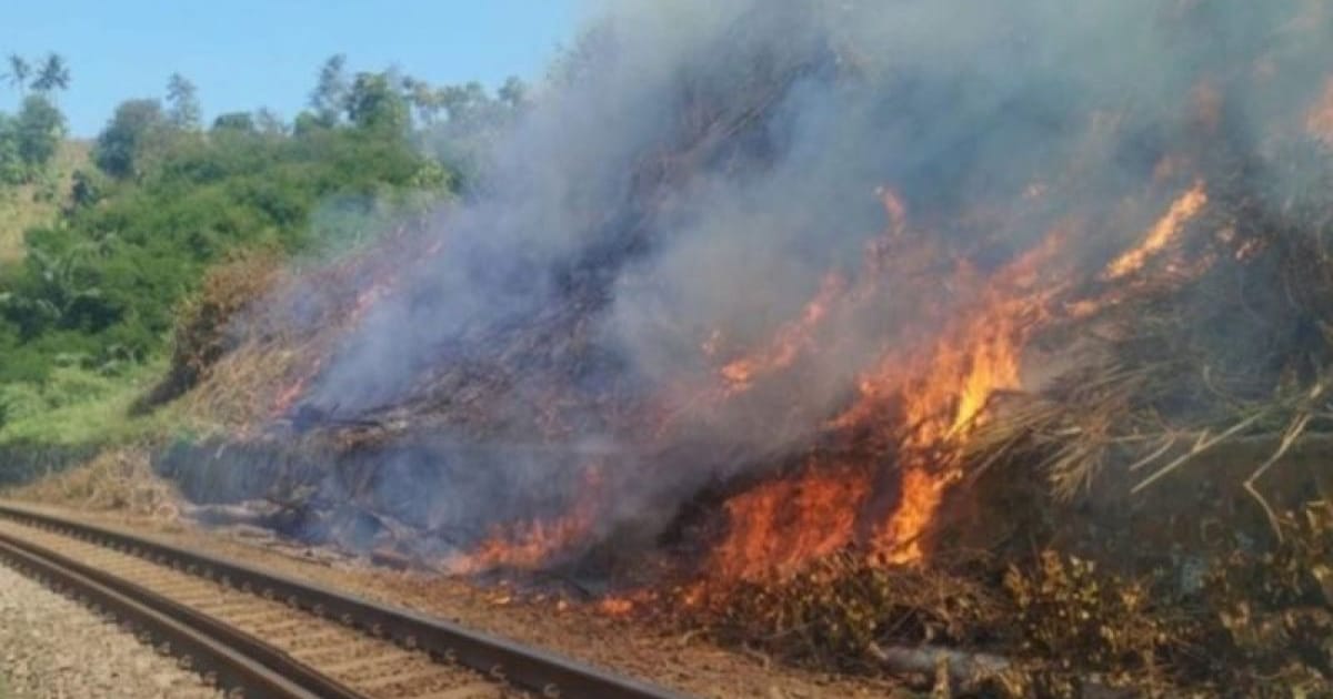 Rel Kereta Meliuk Tersebab Panas Api: KAI Bandung Warning Warga Setop Bakar Sampah