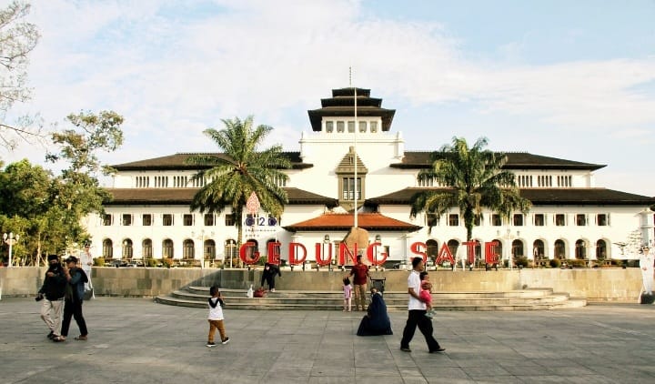 Revitalisasi Gedung Sate Rp15 Miliar: Atur Lalu Lintas Saat Aksi Demo