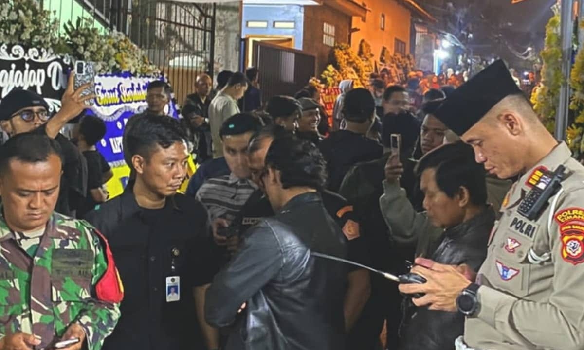 Ribuan Pelayat Menyambut Jenazah Mayor Zulmi di Cimahi, Keluarga Lega