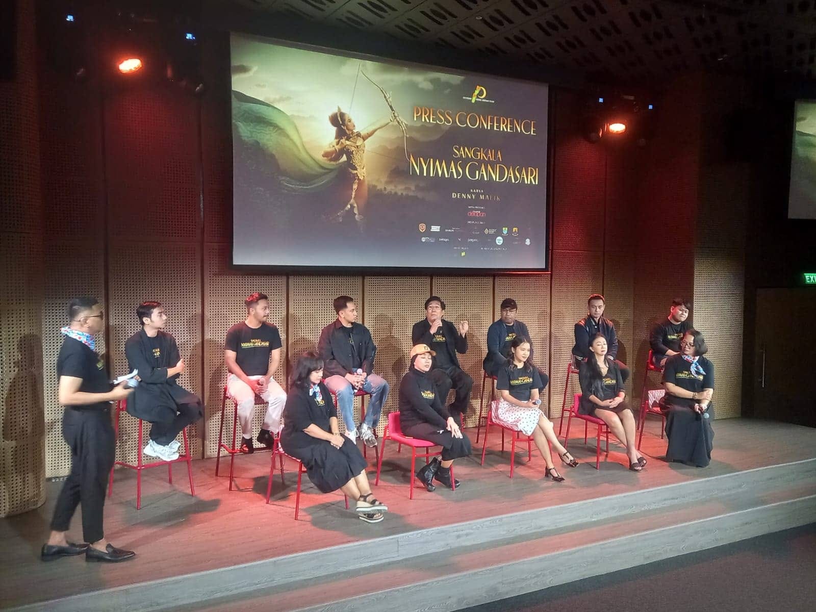 Sangkala Nyi Mas Gandasari: Drama Musikal Cirebon di Graha Bakti Budaya