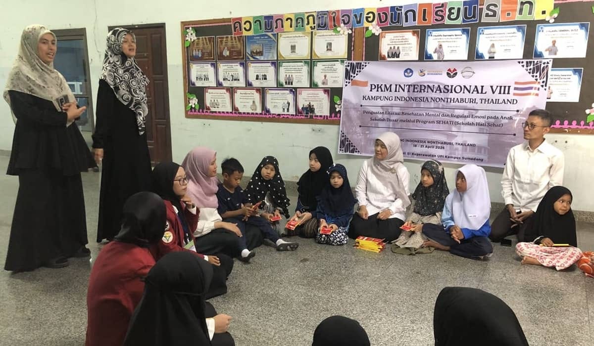 SEHATI UPI: Literasi Kesehatan Mental untuk Siswa SD di Thailand