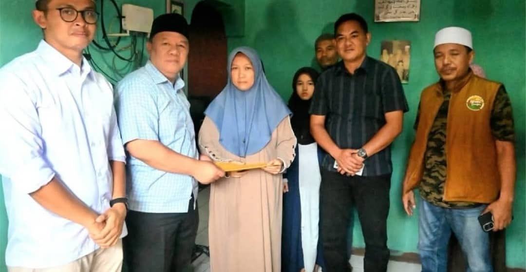 Sekda Cianjur Bertakziah ke Rumah Duka Korban Tertimpa Pohon Tumbang di Cugenang