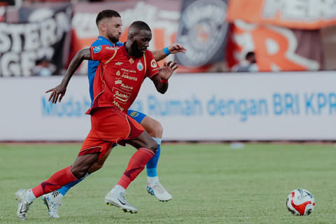 Super League 2025/26: Persib Kalahkan Persija 2-1, Singkirkan Mereka dari Gelar Juara