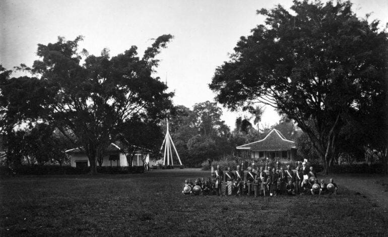 Tatar Sunda Abad ke-19: Kesederhanaan, Tatakrama, dan Kehidupan yang Harmonis