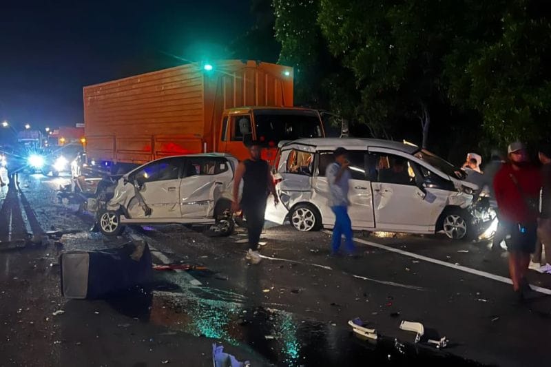 Tewaskan 2 Orang: Kecelakaan Tol Cipularang KM 93 Akibat Rem Blong