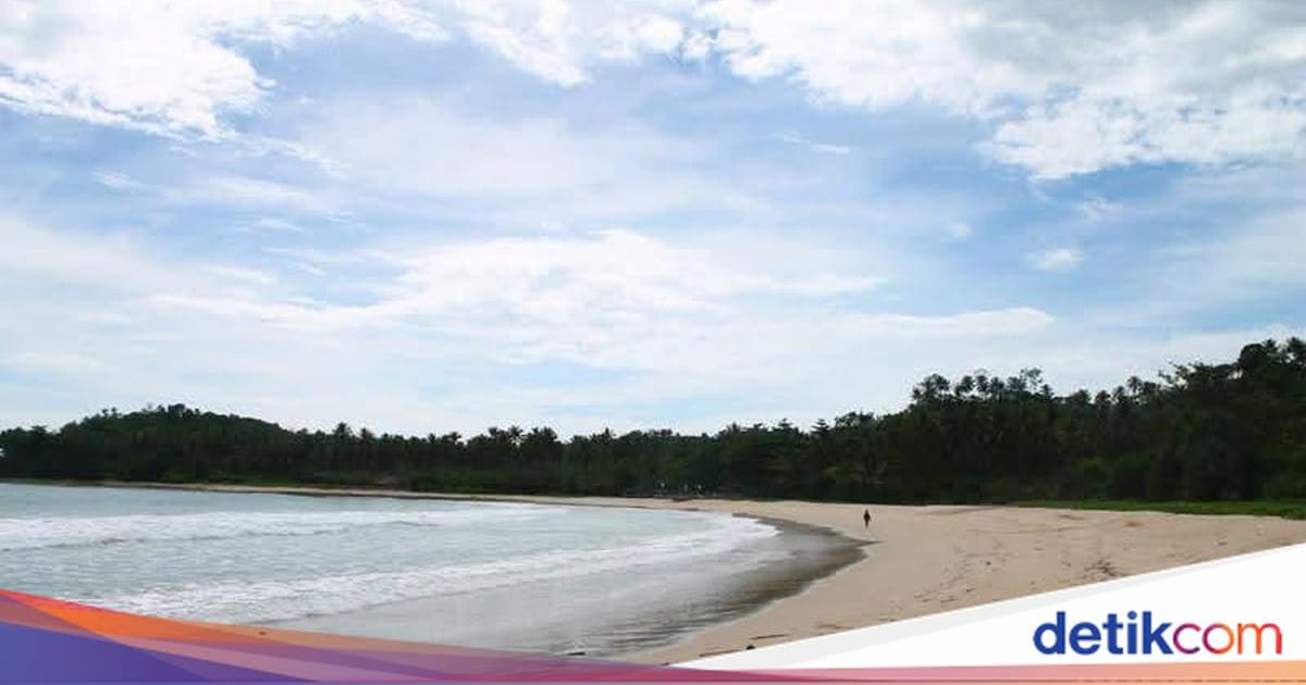 Tiga Wisatawan Terseret Arus Saat Selamatkan Teman di Pantai Karangpapak