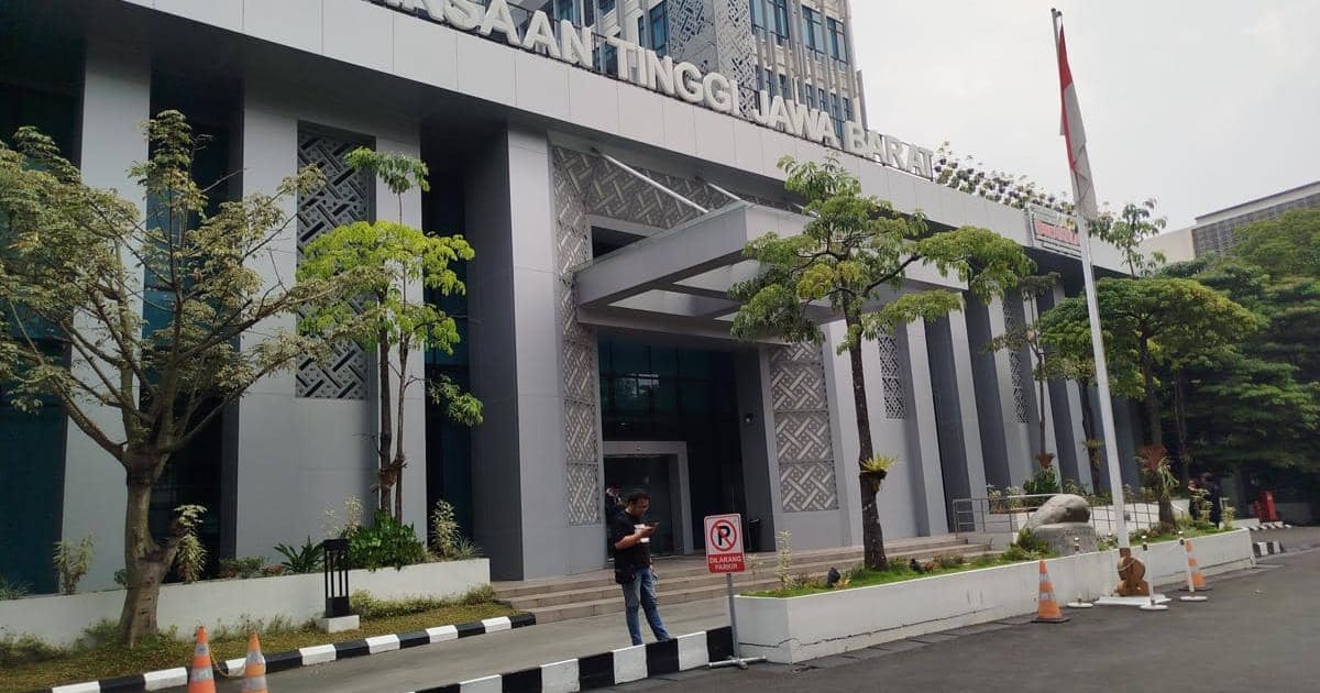 Wabup Indramayu Jalani Pemeriksaan Pertama Sebagai Tersangka Korupsi di Kejati Jawa Barat