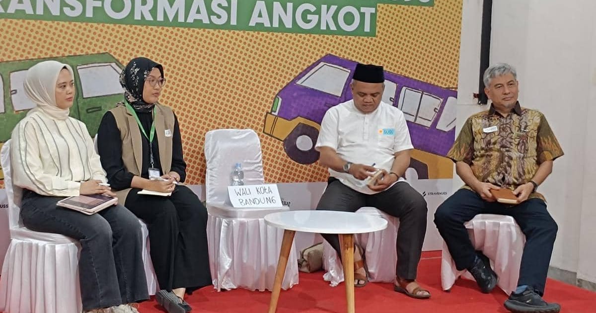 Warga Bandung Sampaikan Keluhan Padat Soal Angkot, Kursi Wali Kota Kosong jadi Mic Curhat