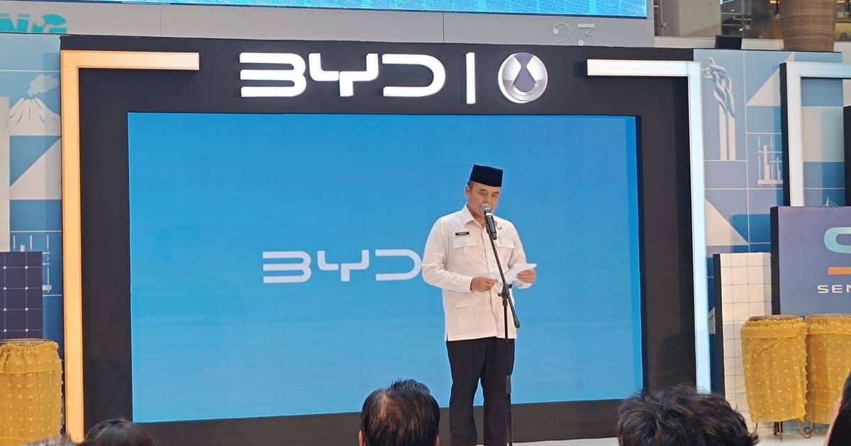 Wawalkot Erwin Targetkan 50% Warga Bandung Pakai Mobil Hybrid, Ini Alasannya