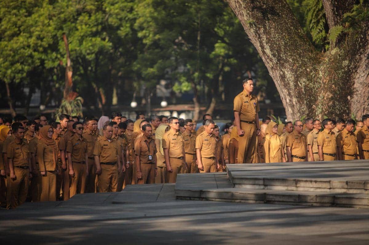 WFH ASN Kota Bandung: Pengawasan Ketat dan Pelanggaran Turun Drastis