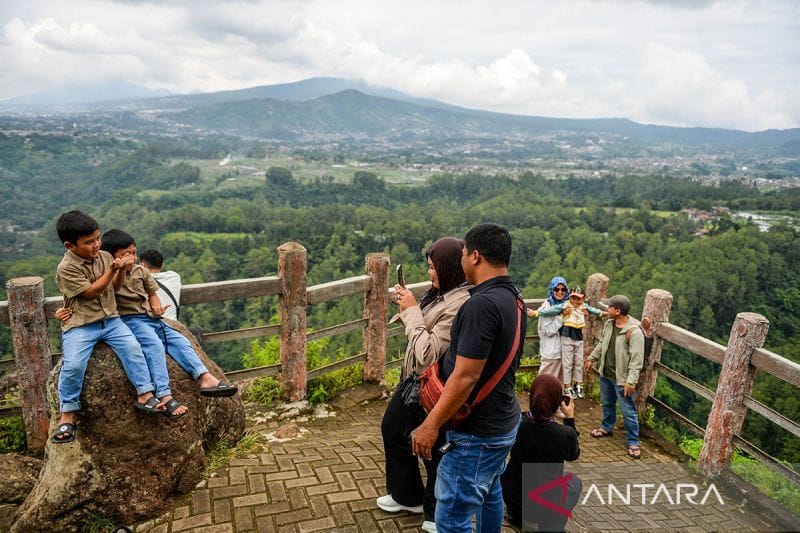 Terbaru 2025: Pesona Tebing Keraton Magnet Wisata Libur Tahun Baru Bandung